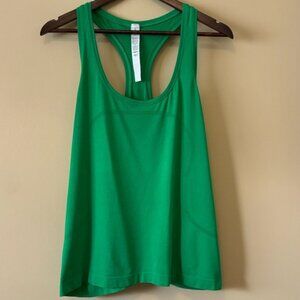 Lululemon| Cool Racerback Fitness Tank in Green Bean Size 18